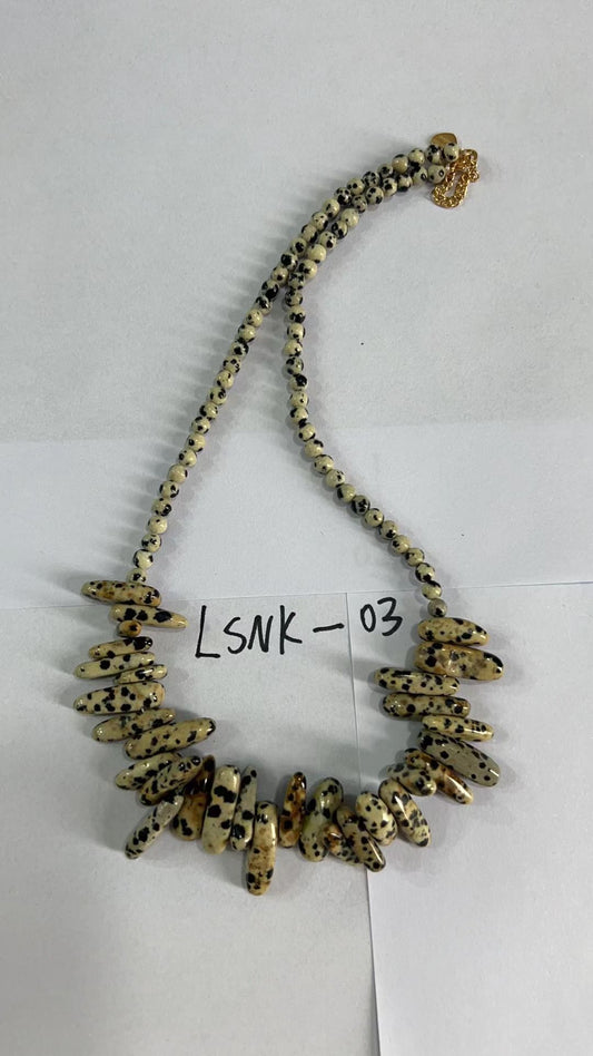 Collar de gemas Longstone - Piedra dálmata