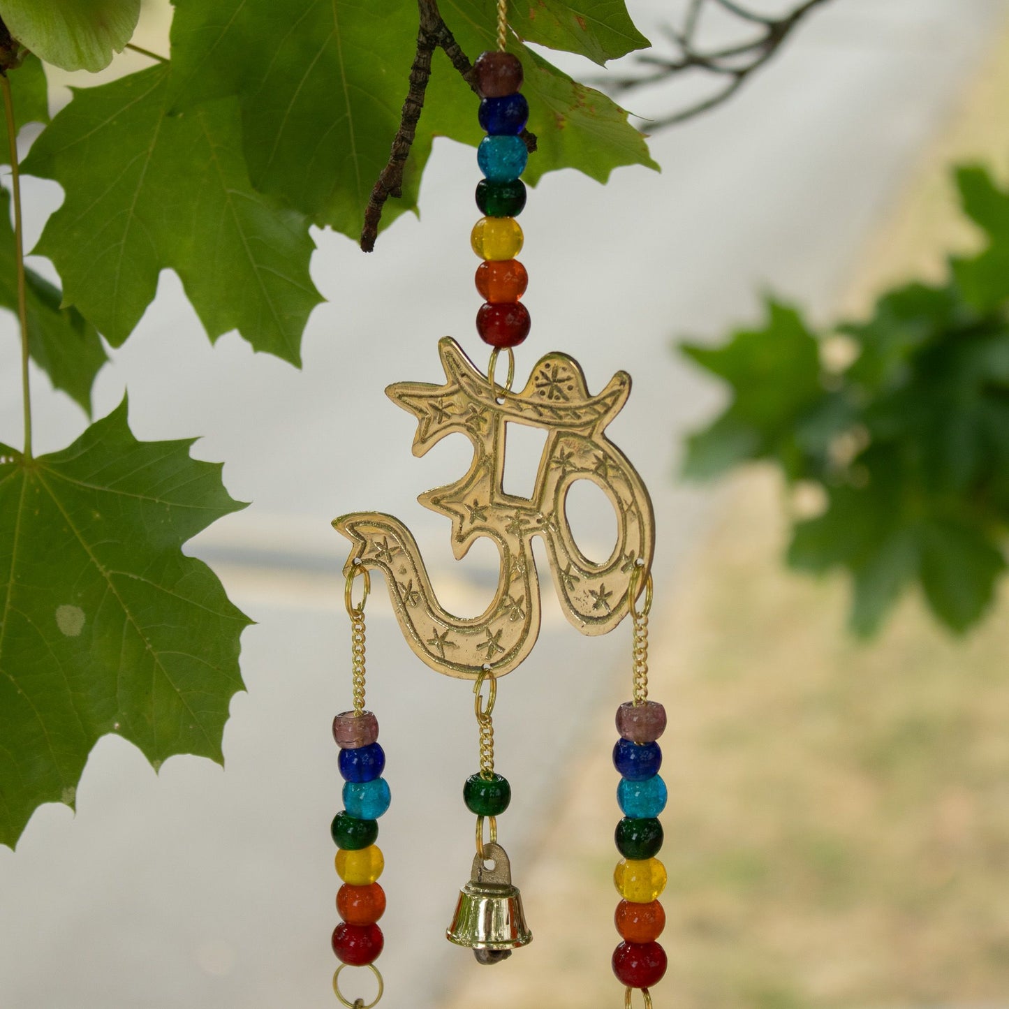 Campanas Indias - Om con Chakra - 7 Campanas - 9,5x32cm