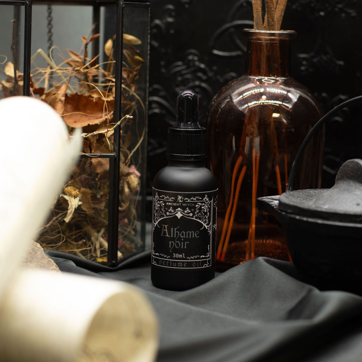 Antiguo Aceite Perfumado de Bruja - Atheme Noir
