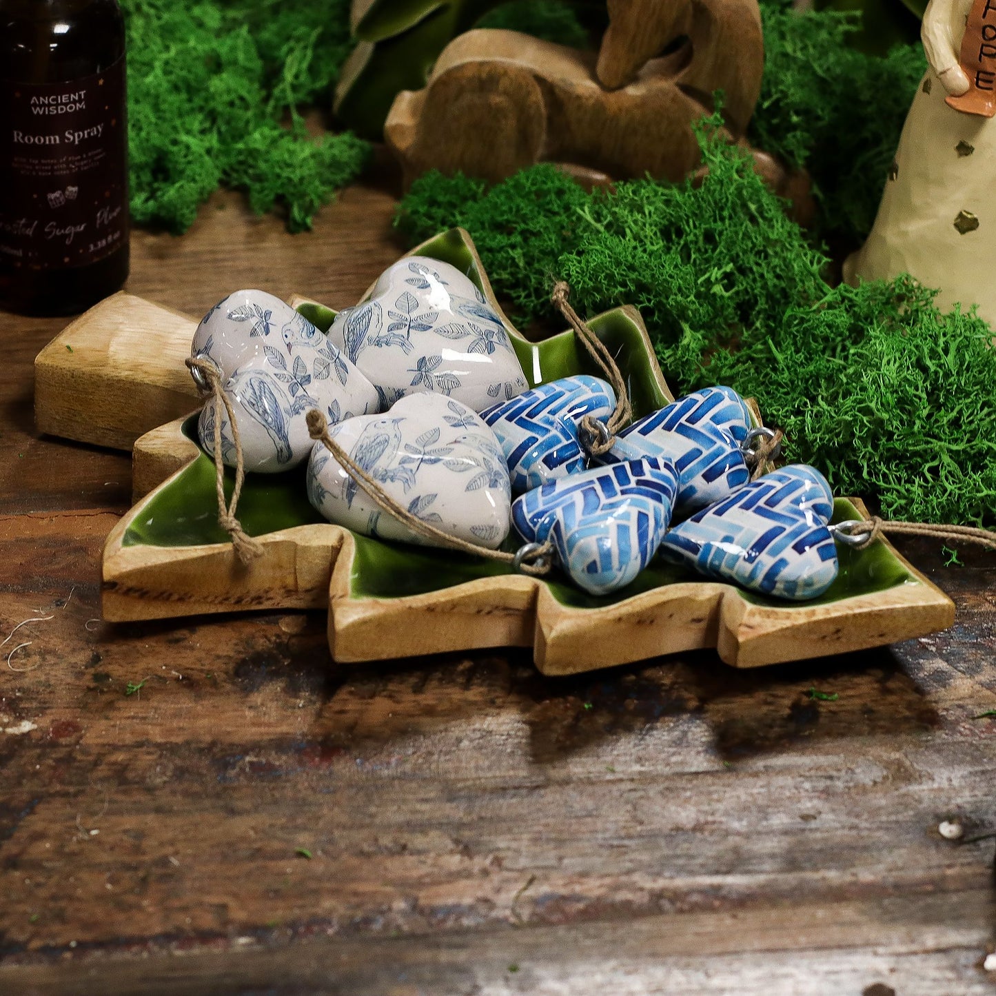 Perdido en el bosque - Tazón de madera esmaltada con diseño de árbol - 25x19 cm