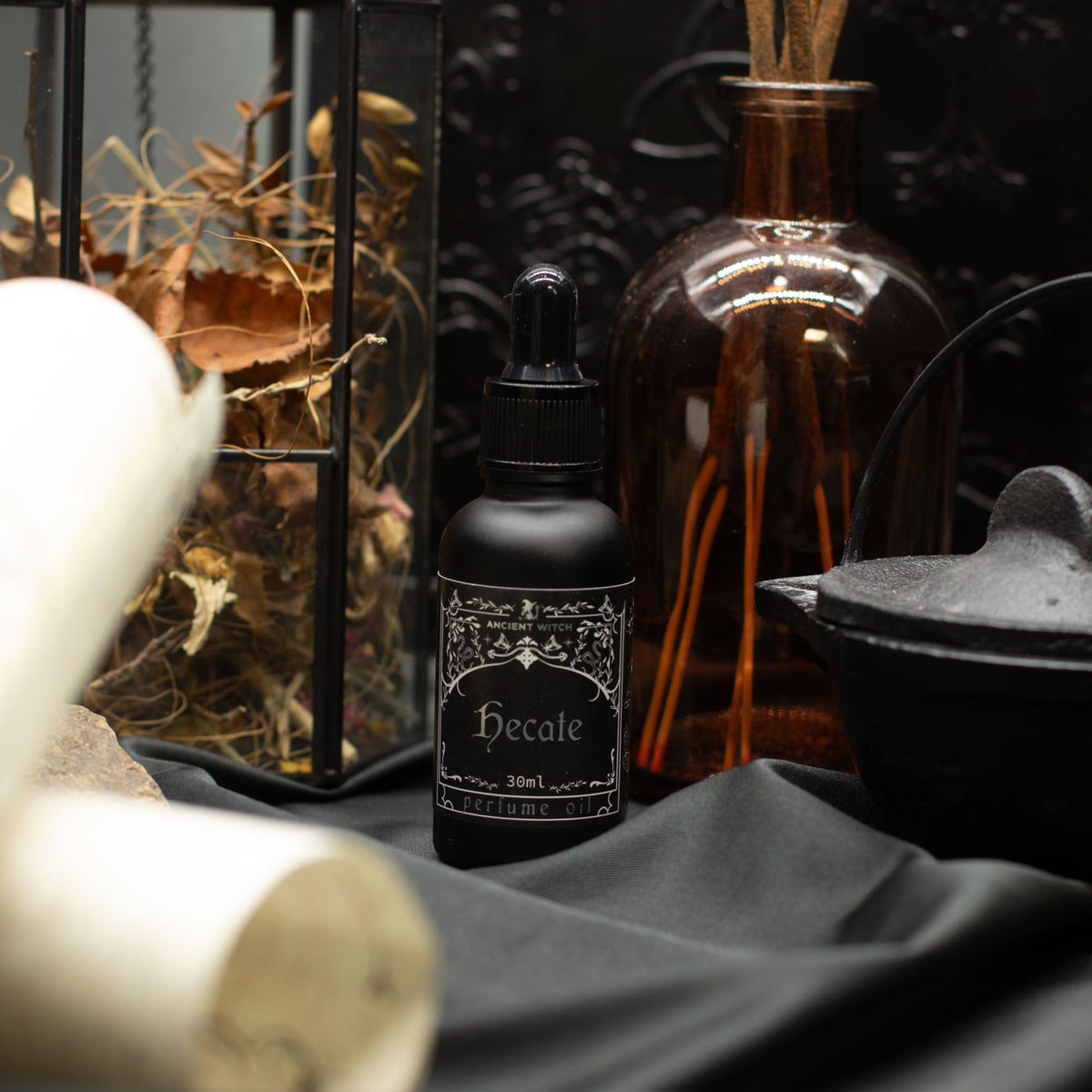 Aceite perfumado de bruja antigua - Hécate