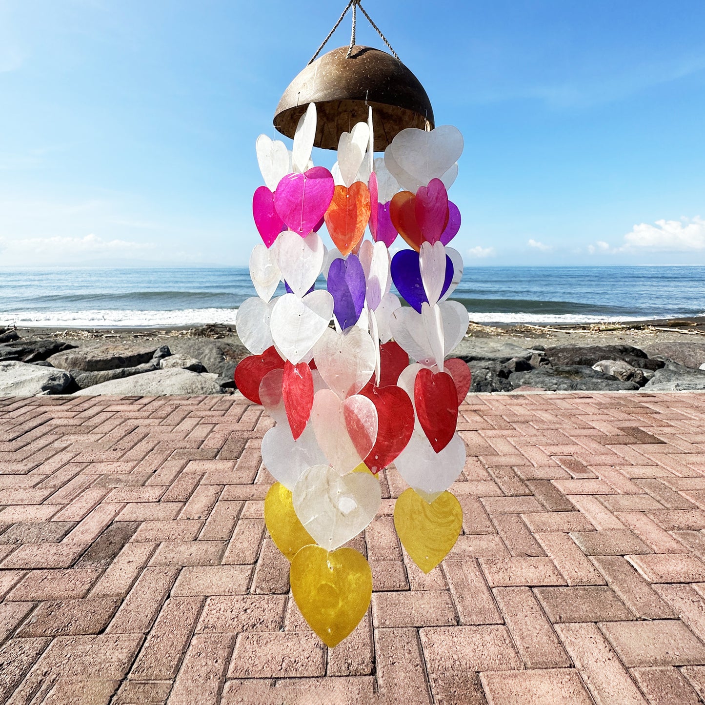 Campanas de Viento de Coco y Capiz - Corazones Grandes - 40cm